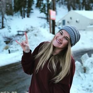 Meet your Posher, Melanie